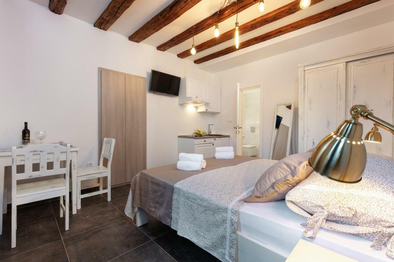 Studio Apartments Insula 스플리트 외부 사진